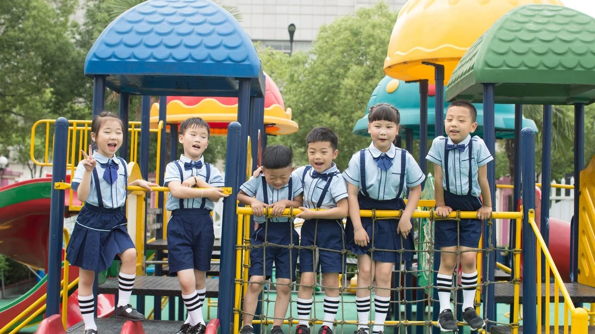 School campus building where admissions are open
